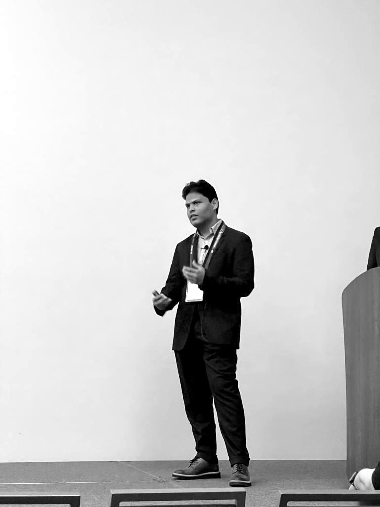 Asif Alam presenting at the IEEE International Microwave Symposium